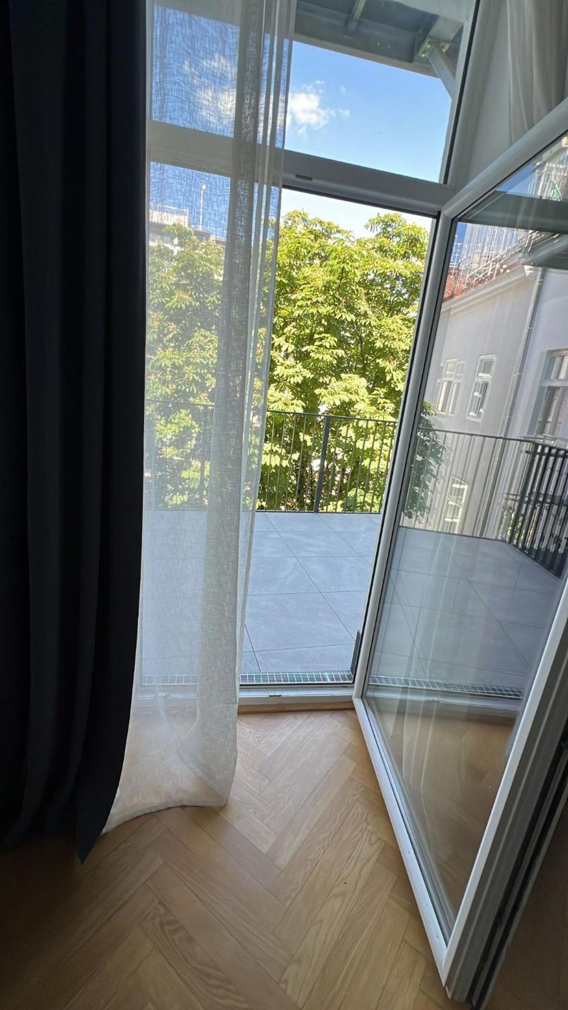 Large Garden-View Balcony Comfort Retreat 1020-ウィーン エクステリア 写真